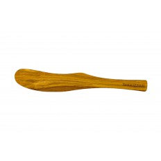 curved olive wood spreader 17,5cm